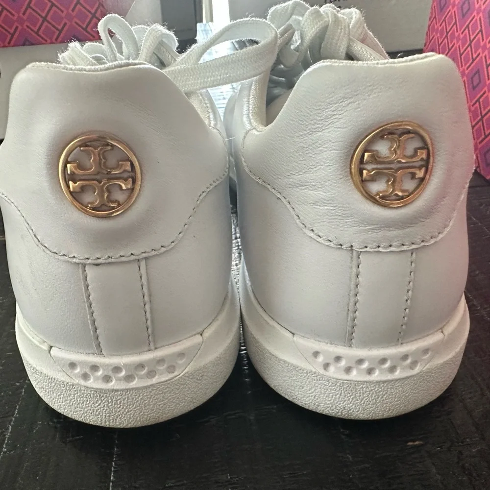 Tory Burch Howell Court Women's Sneakers Sz 9M White Leather Comfort Shoe Tennis